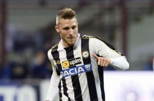 Widmer, centrocampista dell'Udinese (fonte: toronews.net) Widmer, centrocampista dell'Udinese (fonte: toronews.net)