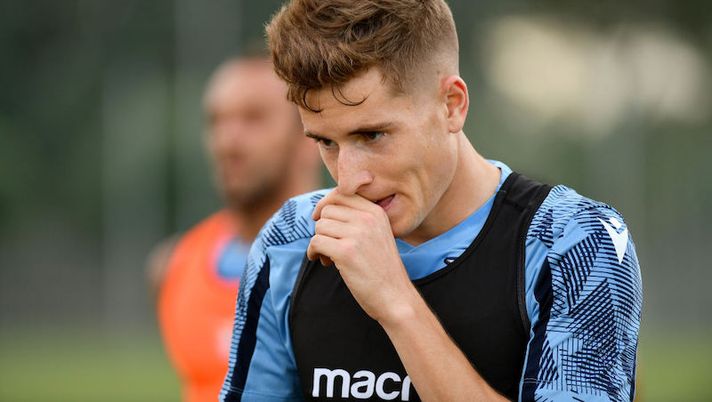 Toma Basic
Allenamento Lazio nel centro sportivo di Formello a Roma.
Empoli, 25 Agosto 2021
© Marco Rosi / Fotonotizia Lazio, la probabile formazione per l’esordio: dal portiere a Basic e il tridente - immagine 1