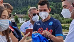 VIDEO Lozano firma autografi e manda un saluto a…CalcioNapoli1926.it!