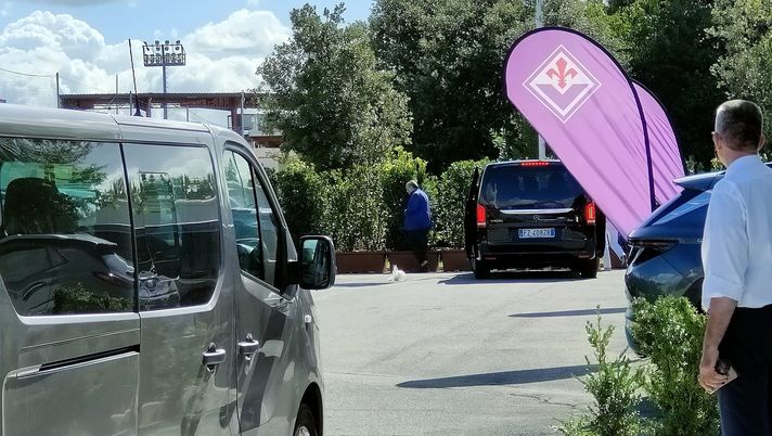 FOTO VN – Commisso arrivato al cs: seduta di scarico iniziata per i viola - immagine 1