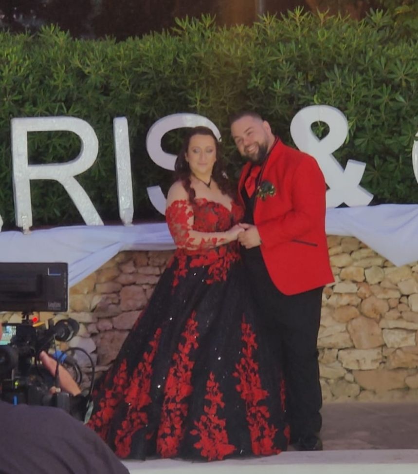 Il grande attore maltese è milanista: nozze tutte rossonere sull’isola…- immagine 2