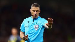 Finale Conference League, spunta uno striscione… per l’arbitro Istvan Kovacs