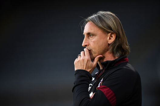 TURIN, ITALY - MAY 03: Davide Nicola, Head Coach of Torino FC looks on prior to the Serie A match between Torino FC and Parma Calcio at Stadio Olimpico di Torino on May 03, 2021 in Turin, Italy. Sporting stadiums around Italy remain under strict restrictions due to the Coronavirus Pandemic as Government social distancing laws prohibit fans inside venues resulting in games being played behind closed doors. (Photo by Valerio Pennicino/Getty Images) TURIN, ITALY - MAY 03: Davide Nicola, Head Coach of Torino FC looks on prior to the Serie A match between Torino FC and Parma Calcio at Stadio Olimpico di Torino on May 03, 2021 in Turin, Italy. Sporting stadiums around Italy remain under strict restrictions due to the Coronavirus Pandemic as Government social distancing laws prohibit fans inside venues resulting in games being played behind closed doors. (Photo by Valerio Pennicino/Getty Images)