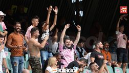 FOTO i tifosi rosanero allo stadio per Palermo-Monopoli 2-1