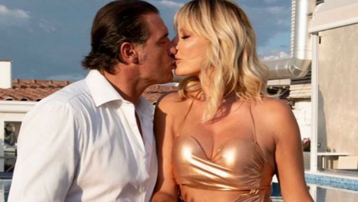 Manila Nazzaro: “Se con Amoruso ci sposeremo? Non è aria. E no, non faremo dei figli”  Manila Nazzaro: “Se con Amoruso ci sposeremo? Non è aria. E no, non faremo dei figli” - immagine 1