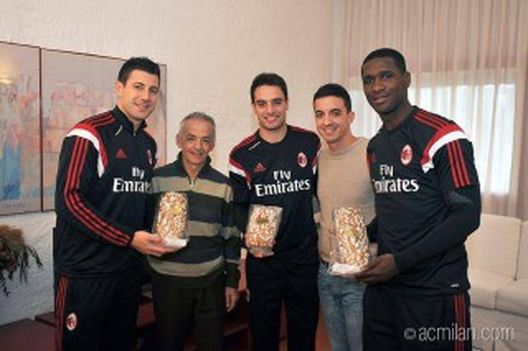  Daniele Bonera, Giacomo Bonaventura e Cristian Zapata - fonte www.acmilan.com 