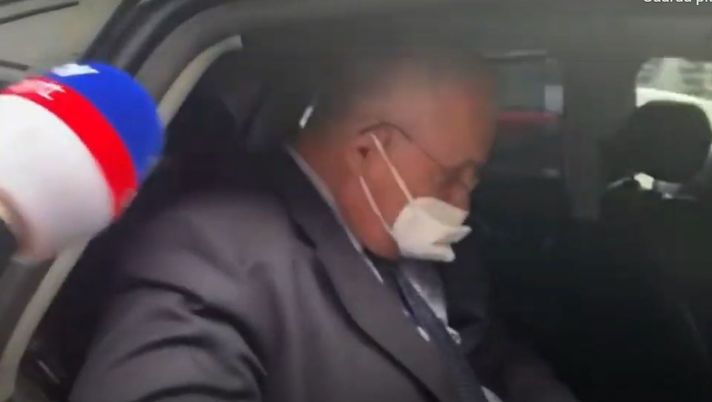 Lotito all'uscita dell'assemblea 