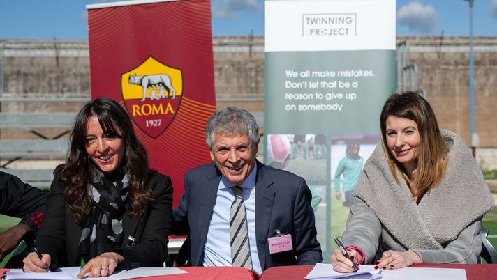 La Roma entra a Rebibbia: “I detenuti? Futuri allenatori” - immagine 1