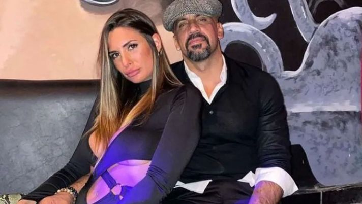 Veron esce allo scoperto con la sua nuova fiamma: ecco chi è Valentina Martin  Veron esce allo scoperto con la sua nuova fiamma: ecco chi è Valentina Martin - immagine 1