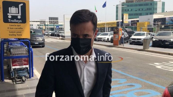 Missione Abraham, Pinto parte per Londra: Mou aspetta il nuovo bomber &#8211; VIDEO 