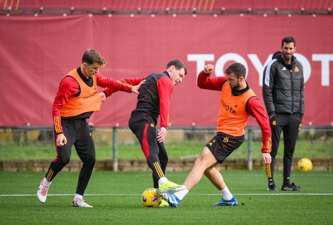 Roma, la rifinitura alla vigilia dell’Atalanta – FOTOGALLERY - immagine 29