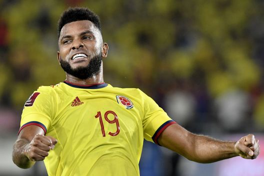 BARRANQUILLA, COLOMBIA - SEPTEMBER 09: Miguel Borja of Colombia celebrates after scoring the second goal of his team during a match between Colombia and Chile as part of South American Qualifiers for Qatar 2022 at Estadio Metropolitano on September 09, 2021 in Barranquilla, Colombia. (Photo by Gabriel Aponte/Getty Images) BARRANQUILLA, COLOMBIA - SEPTEMBER 09: Miguel Borja of Colombia celebrates after scoring the second goal of his team during a match between Colombia and Chile as part of South American Qualifiers for Qatar 2022 at Estadio Metropolitano on September 09, 2021 in Barranquilla, Colombia. (Photo by Gabriel Aponte/Getty Images)