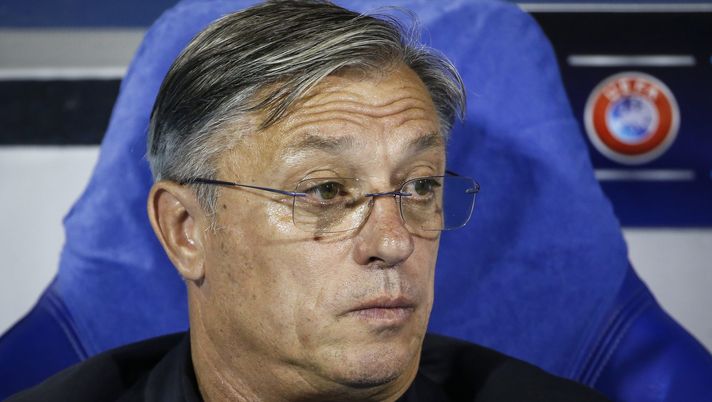 ZAGREB, CROATIA - AUGUST 16: Head coach Zlatko Kranjcar of Dinamo Zagreb looks on prior the UEFA Champions League Play-offs First leg match between Dinamo Zagreb and Salzburg at Stadion Maksimir on August 16, 2016 in Zagreb, Croatia. (Photo by Srdjan Stevanovic/Getty Images) 