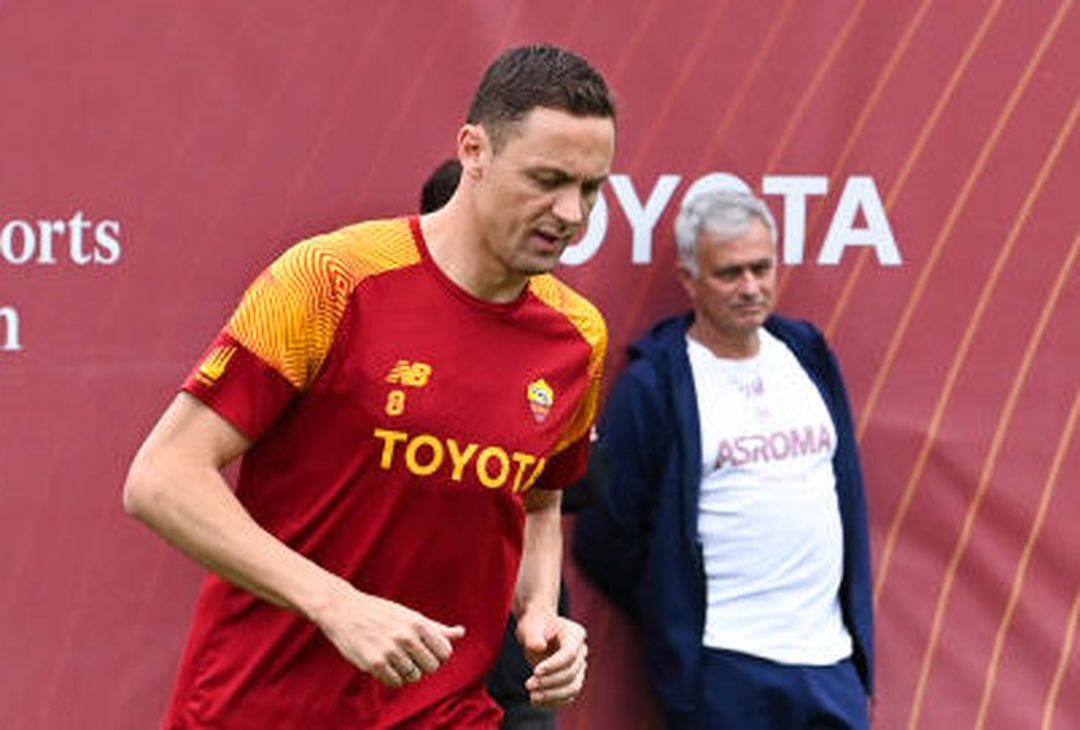 Primo allenamento in vista del Bayer: a parte Smalling e Dybala – FOTO GALLERY - immagine 18