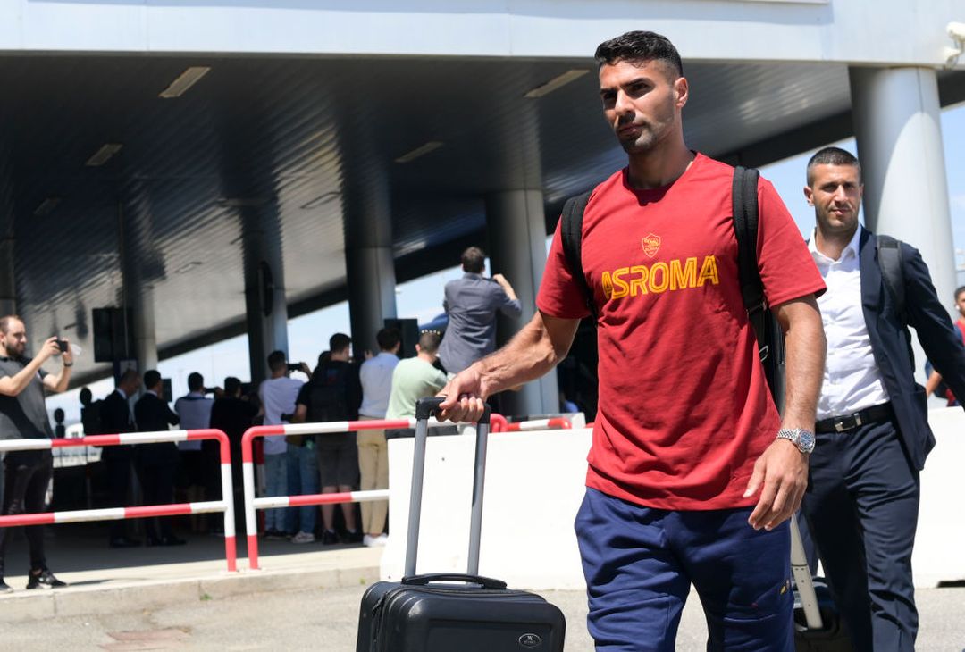 La Roma in partenza per il Portogallo – FOTO GALLERY - immagine 15