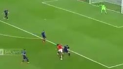 VIDEO / Skriniar sempre più dominante: ferma gli avversari ed esce con una veronica