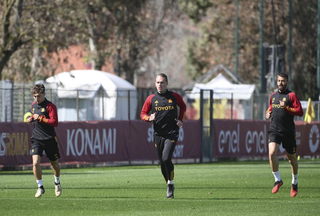 Trigoria, l’allenamento della Roma a due giorni dal Brighton – FOTO GALLERY - immagine 4