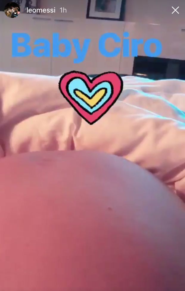 Social / Messi e la Roccuzzo in attesa del terzo figlio, Leo svela il nome: è italiano- immagine 2