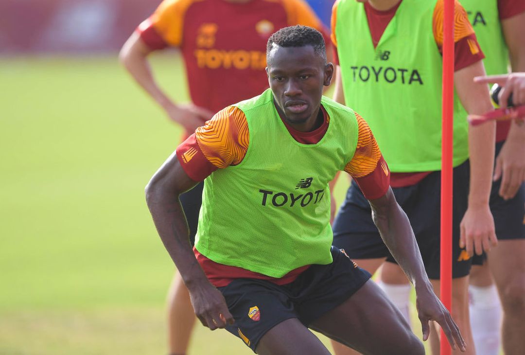 Trigoria, ripresa degli allenamenti: El Shaarawy e Kumbulla in gruppo – FOTO GALLERY - immagine 25