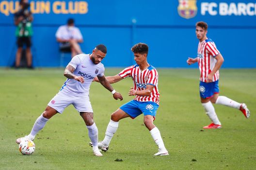 Depay (getty images) Depay (getty images)