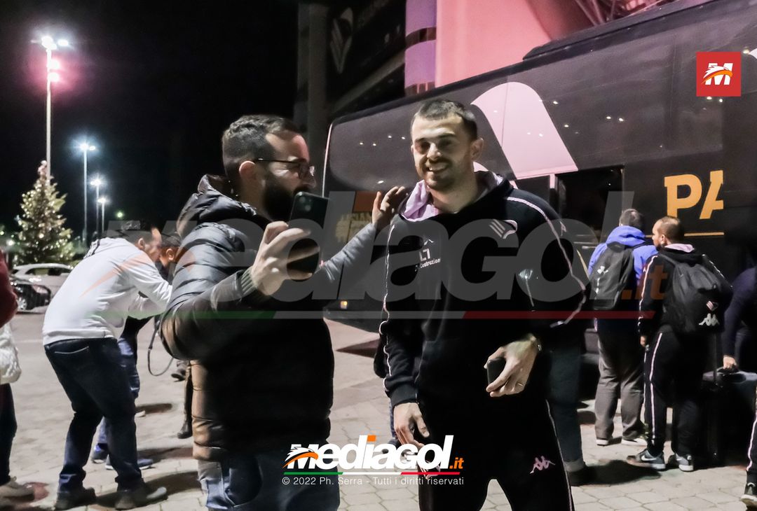 FOTO Palermo, i rosanero tornano a Palermo dopo il ritiro a Roma (Gallery) - immagine 9