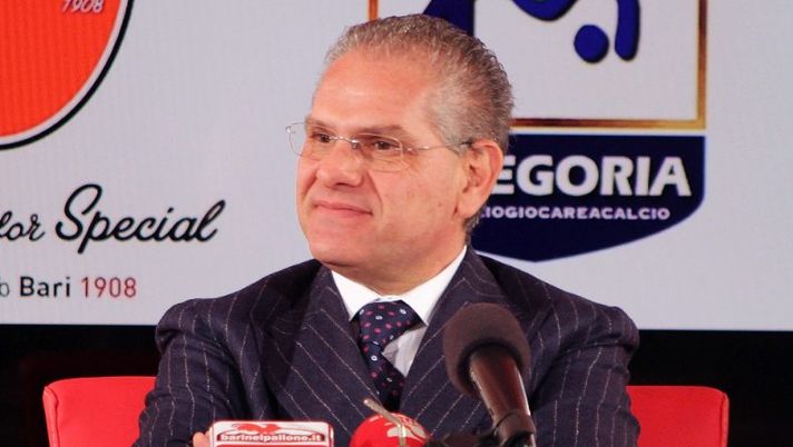 Cosmo Antonio Giancaspro, presidente del Bari (foto fcbari1908.com)  Cosmo Antonio Giancaspro, presidente del Bari (foto fcbari1908.com)