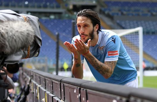 Luis Alberto con la maglia della Lazio Luis Alberto con la maglia della Lazio