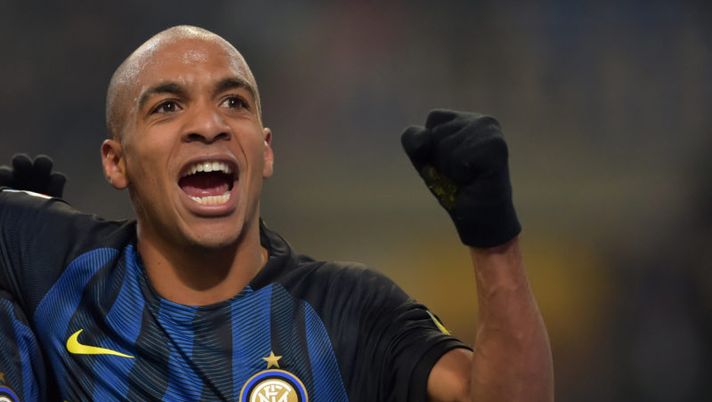 Inter Milan's midfielder from Portugal Joao Mario celebrates after scoring during the Italian Serie A football match Inter Milan vs Pescara at 'San Siro' Stadium in Milan on January 28, 2017. / AFP / GIUSEPPE CACACE (Photo credit should read GIUSEPPE CACACE/AFP/Getty Images) Joao Mario, un fanta-colpo! Spalletti: “Mi piace, giocherà titolare. Ha un caratterino…” - immagine 1