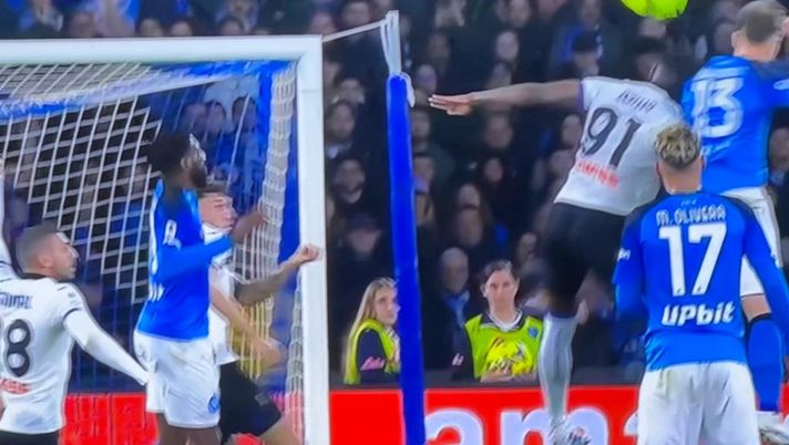 VIDEO Napoli-Atalanta 2-0: stacco imperioso di Rrahmani, gli azzurri prendono il largo rrhmani