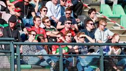 Olanda, in 1200 allo stadio tranne i 10 positivi scoperti venerdì: “Finalmente un pò di normalità…”
