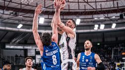 Basket LBA – La Virtus vince a Brescia e si prende la testa della classifica