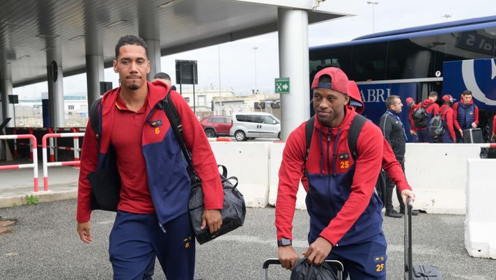 La Roma è arrivata a Monza: ci sono Smalling, Llorente, Wijnaldum e Dybala - immagine 1