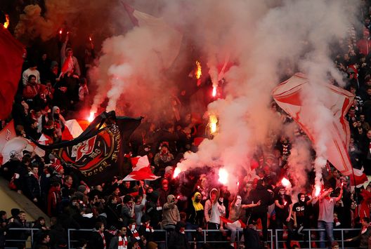 MOSCOW, RUSSIA - MARCH 16: FC Spartak Moscow fans light flares during the Russian Premier League match between FC Spartak Moscow and FC Lokomotiv Moscow at the Luzhniki Stadium on March 16, 2013 in Moscow, Russia. (Photo by Dmitry Korotayev/Epsilon/Getty Images) MOSCOW, RUSSIA - MARCH 16: FC Spartak Moscow fans light flares during the Russian Premier League match between FC Spartak Moscow and FC Lokomotiv Moscow at the Luzhniki Stadium on March 16, 2013 in Moscow, Russia. (Photo by Dmitry Korotayev/Epsilon/Getty Images)