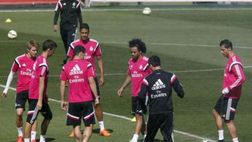 VIDEO / Ødegaard, che sgarbo a Sua Maestà CR7, dribbling irriverente in allenamento