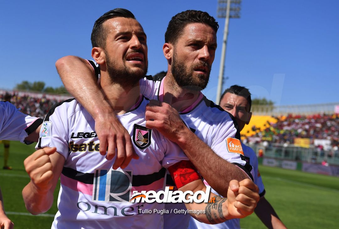  LIVORNO, ITALY - APRIL 27: Ilija Nestorovski of Palermo celebrates after scoring a penalty (0-1) during the Serie B match between AS Livorno and US Citta di Palermo at Stadio Armando Picchi on April 27, 2019 in Livorno, Italy. (Photo by Tullio M. Puglia/Getty Images) 