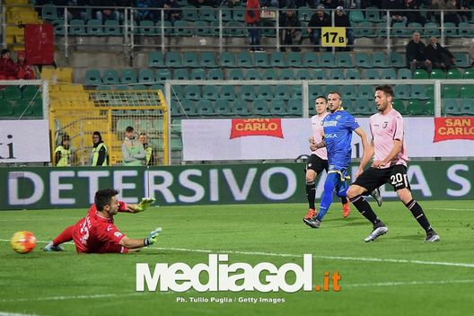 Franco Vazquez in gol durante Palermo-Frosinone 4-1 