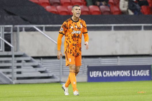 Cristiano Ronaldo Cristiano Ronaldo
