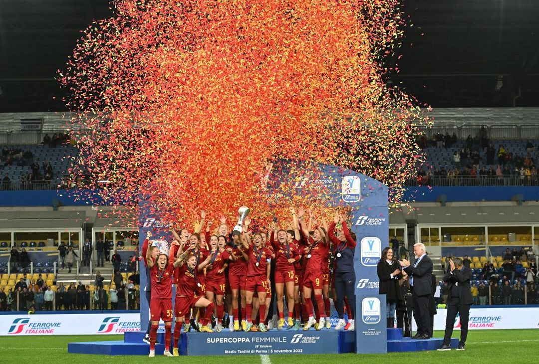 La Roma Femminile vince la Supercoppa: le immagini della festa – FOTO GALLERY - immagine 8