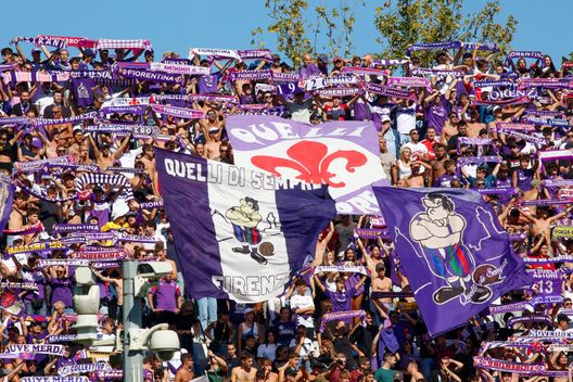 GERMOGLI PH: 18 SETTEMBRE 2022 FIRENZE STADIO ARTEMIO FRANCHI SERIE A FIORENTINA VS VERONA NELLA FOTO TIFOSI Il Franchi non si smentisce mai: numeri impressionanti per questa Viola- immagine 2