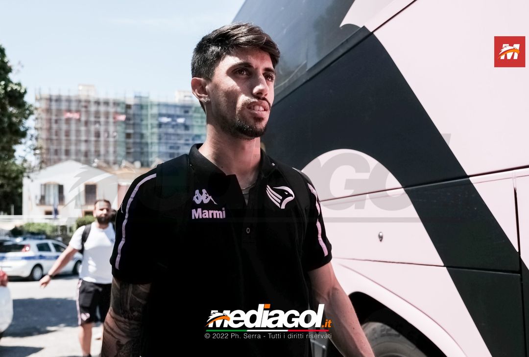 FOTO Torino-Palermo, rosanero in partenza dall’hotel (Gallery) - immagine 15