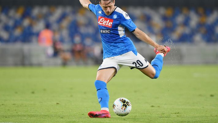 NAPLES, ITALY - JULY 25: Piotr Zielinski of SSC Napoli during the Serie A match between SSC Napoli and  US Sassuolo at Stadio San Paolo on July 25, 2020 in Naples, Italy. (Photo by Francesco Pecoraro/Getty Images) 