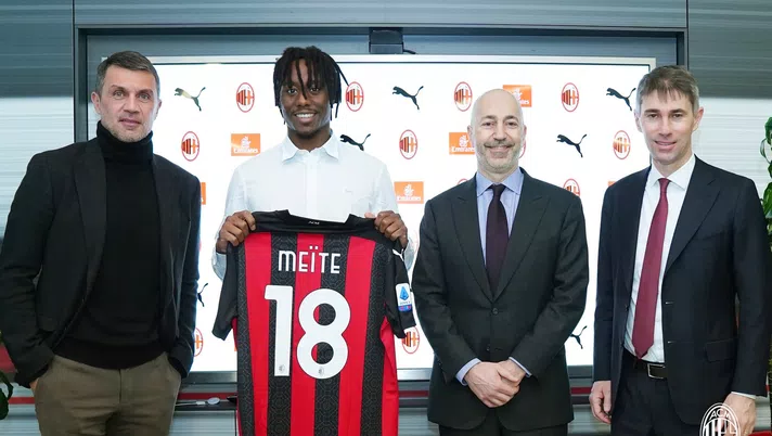 Soualiho Meité centrocampista AC Milan numero 18 (acmilan.com)