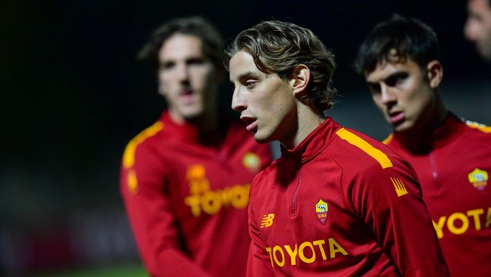 Mercato Roma, incontro con il Lecce per Bove: nessun accordo trovato tra i due club - immagine 1