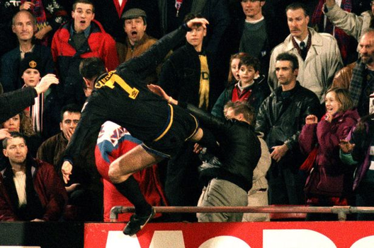 Vuoi andare a vedere il Clasico o i derby di Milano e Manchester? Ci pensa l’agenzia di Cantona…- immagine 2