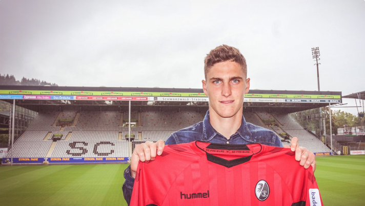 Calciomercato, Bundesliga: l’ex Palermo Roland Sallai è un nuovo giocatore del Friburgo Calciomercato, Bundesliga: l’ex Palermo Roland Sallai è un nuovo giocatore del Friburgo