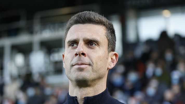 LA SPEZIA, ITALY - DECEMBER 19: Thiago Motta manager of Spezia Calcio looks on during the Serie A match between Spezia Calcio and Empoli FC at Stadio Alberto Picco on December 19, 2021 in La Spezia, Italy. (Photo by Gabriele Maltinti/Getty Images) Spezia, dal derby ligure di Marassi a quello “milanese” di Thiago Motta… - immagine 1