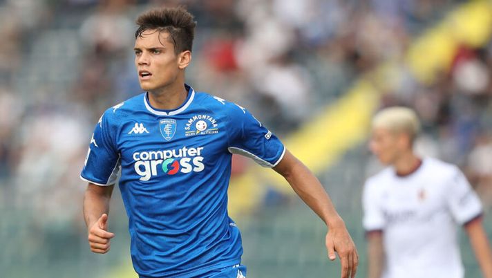 EMPOLI, ITALY - SEPTEMBER 26: Samuele Ricci of Empoli FC in action during the Serie A match between Empoli FC and Bologna FC at Stadio Carlo Castellani on September 26, 2021 in Empoli, Italy. (Photo by Gabriele Maltinti/Getty Images) Ricci è del Torino: in arrivo oggi in città per visite e firme, altro ribaltone a centrocampo - immagine 1