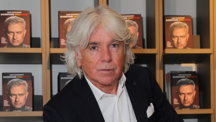 Zazzaroni: “Calpestata la dignità di Mourinho, Roma scarsa. José ha litigato con…” - immagine 1