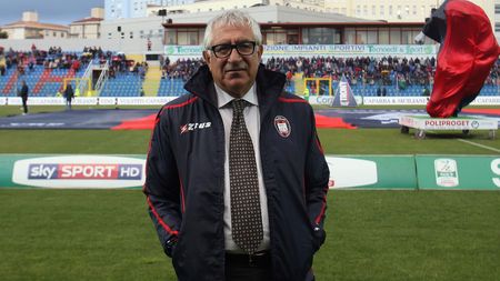 CROTONE, ITALY - MAY 20: Sporting director of Crotone Giuseppe Ursino during the Serie B match between FC Crotone and Virtus Entella at Stadio Comunale Ezio Scida on May 20, 2016 in Crotone, Italy. (Photo by Maurizio Lagana/Getty Images) CROTONE, ITALY - MAY 20: Sporting director of Crotone Giuseppe Ursino during the Serie B match between FC Crotone and Virtus Entella at Stadio Comunale Ezio Scida on May 20, 2016 in Crotone, Italy. (Photo by Maurizio Lagana/Getty Images)