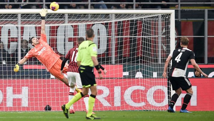 MILAN, ITALY - FEBRUARY 13: Juventus' goalkeeper Gianluigi Buffon saves the ball during the Coppa Italia Semi Final match between AC Milan and Juventus at Stadio Giuseppe Meazza on February 13, 2020 in Milan, Italy. (Photo by Daniele Badolato - Juventus FC/Juventus FC via Getty Images) MILAN, ITALY - FEBRUARY 13: Juventus' goalkeeper Gianluigi Buffon saves the ball during the Coppa Italia Semi Final match between AC Milan and Juventus at Stadio Giuseppe Meazza on February 13, 2020 in Milan, Italy. (Photo by Daniele Badolato - Juventus FC/Juventus FC via Getty Images)